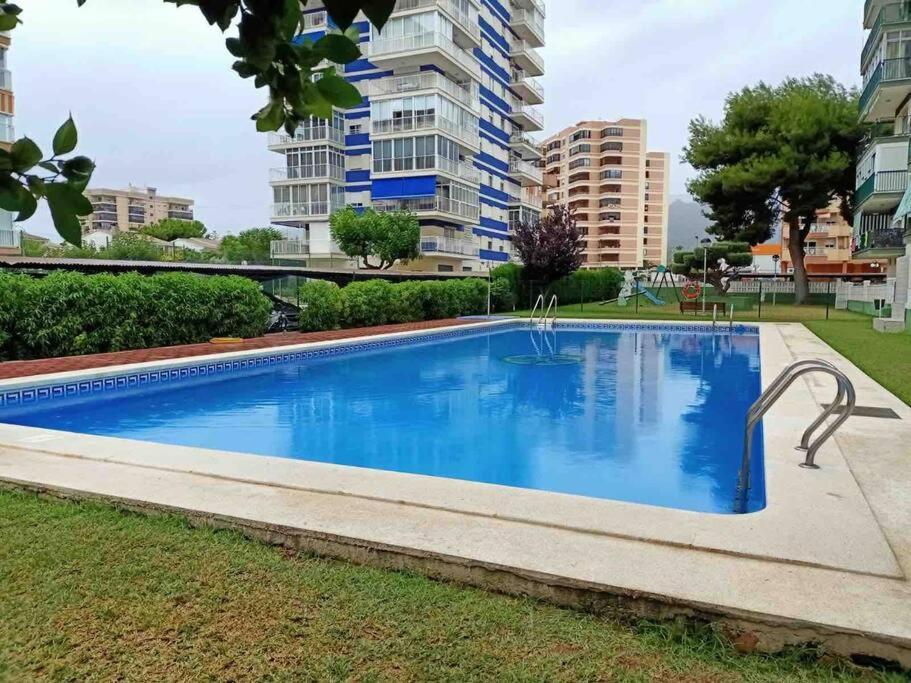 Apartamento En Benicasim Con Piscina Lägenhet Benicàssim Exteriör bild